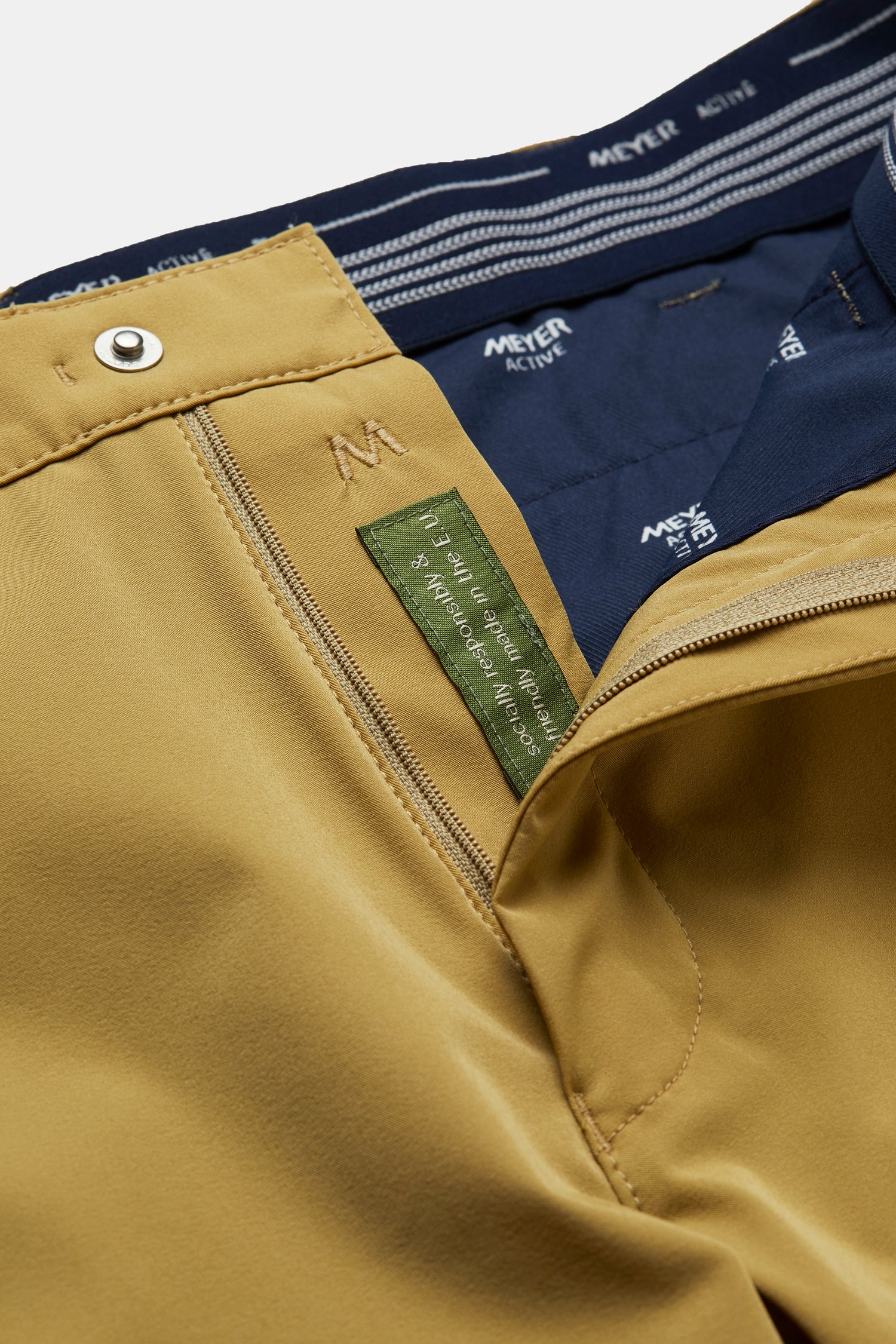 B-Arran 1-8070 ACTIVE • SHORT