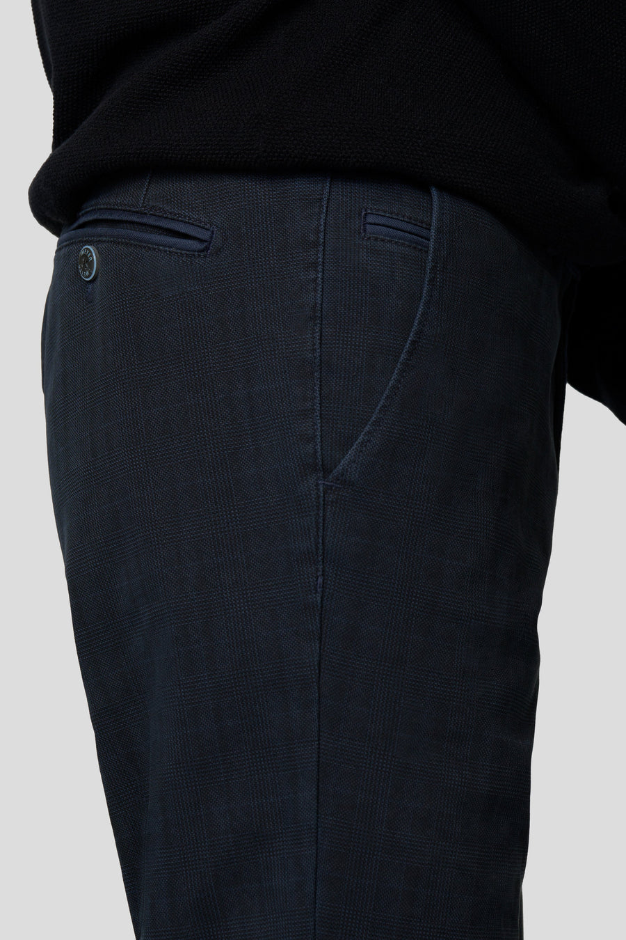 Bonn 2-5621 SUBTLE CHECK